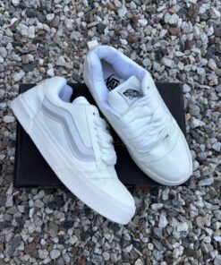 VANS KNU SKOOL BLANCAS