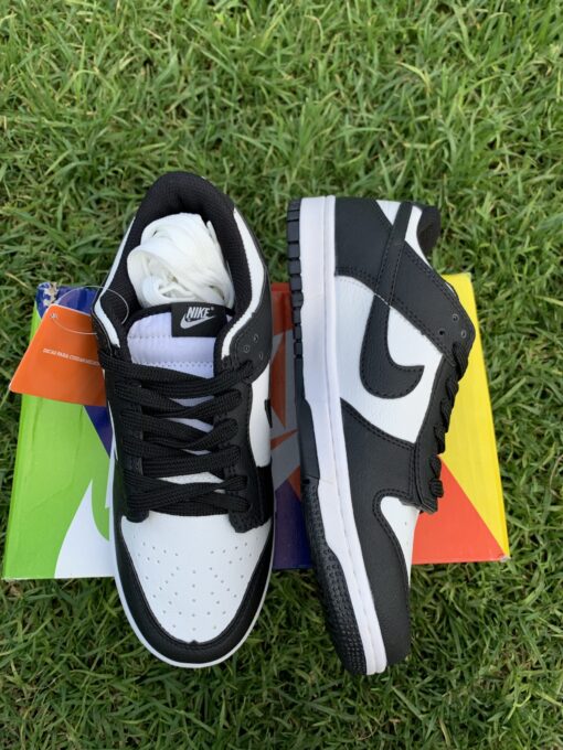 NIKE SB DUNK LOW PANDA