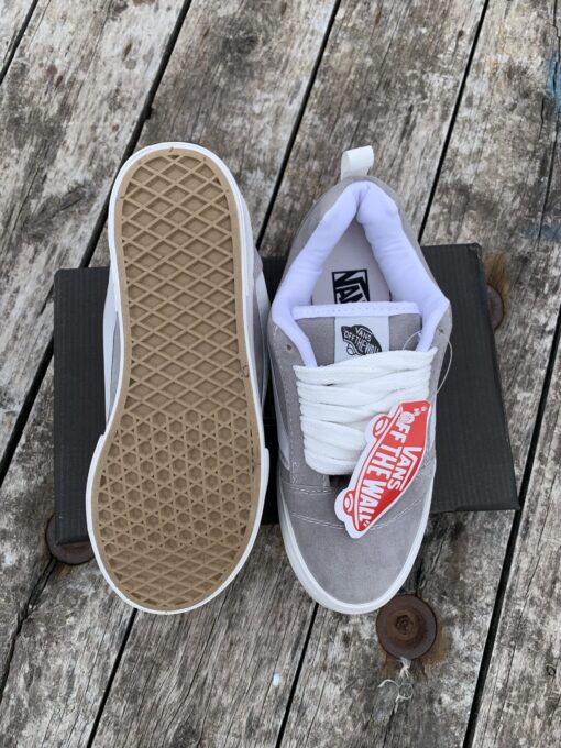 VANS KNU SKOOL GRIS - Imagen 3