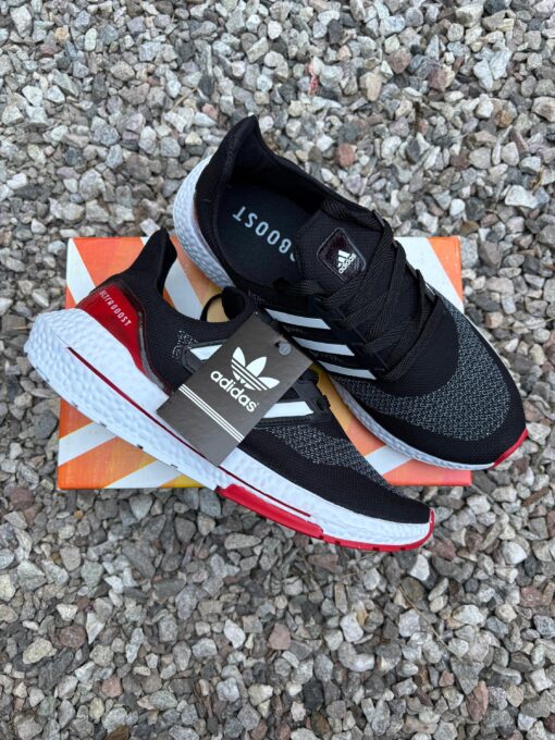 ULTRABOOST ROJA - Imagen 2