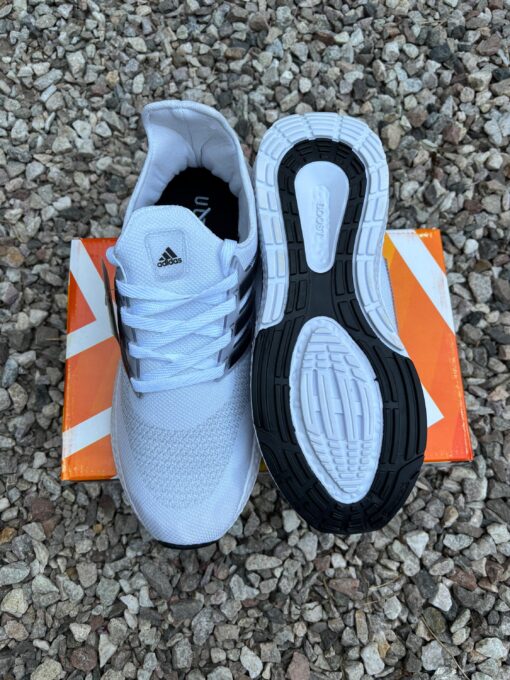 ULTRABOOST BLANCAS - Imagen 2