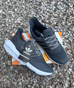 ULTRABOOST GRIS