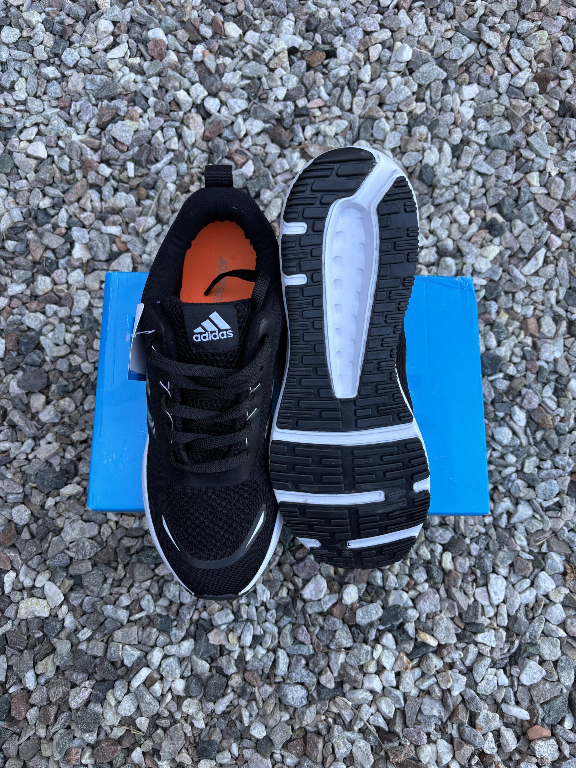 ADIZERO CLASICAS - Imagen 4