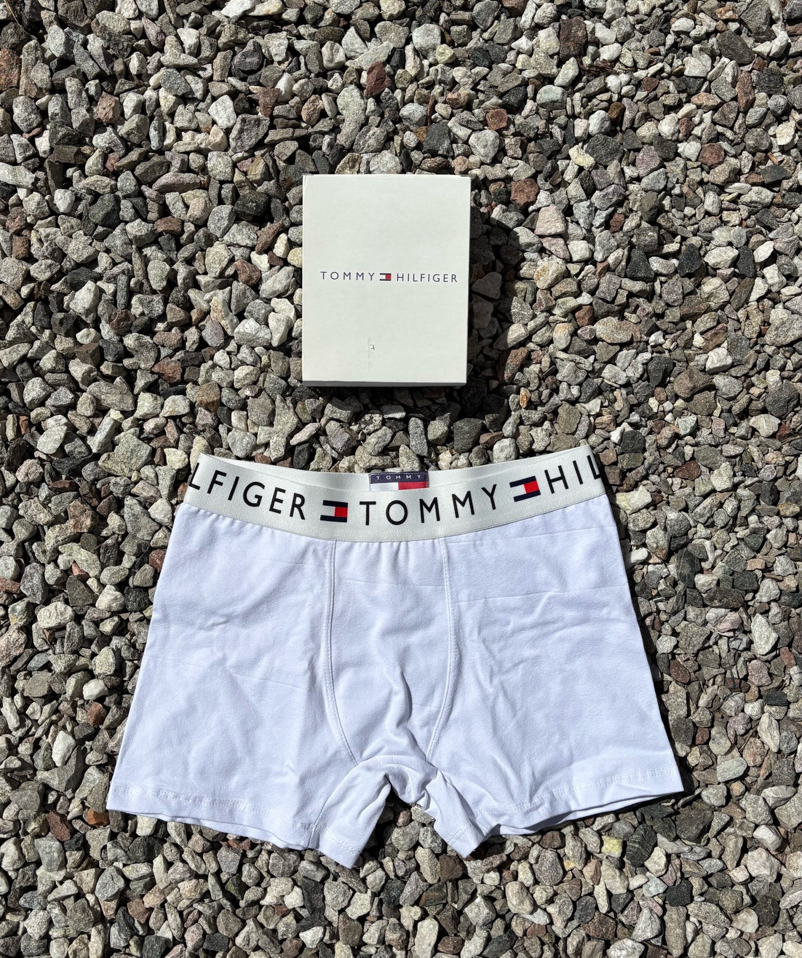Tommy Hilfiger - Imagen 3